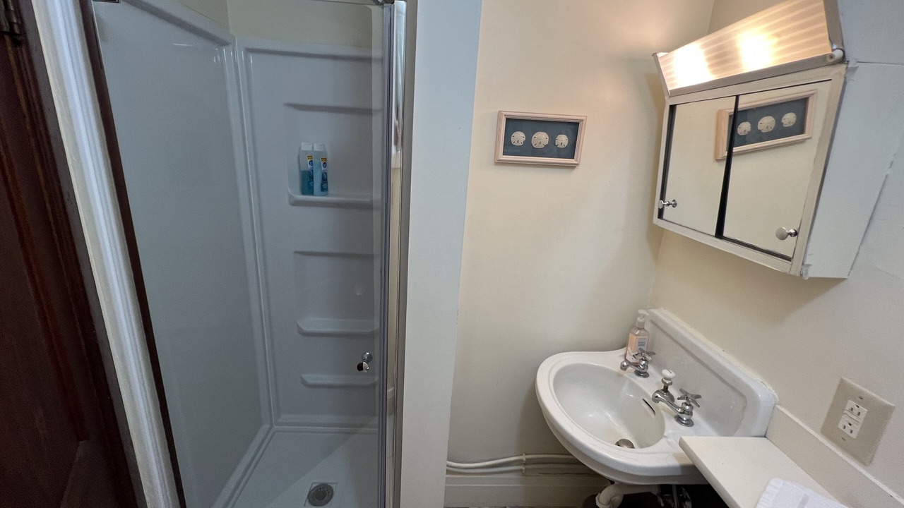 Photo of Bathroom in Council Bluffs