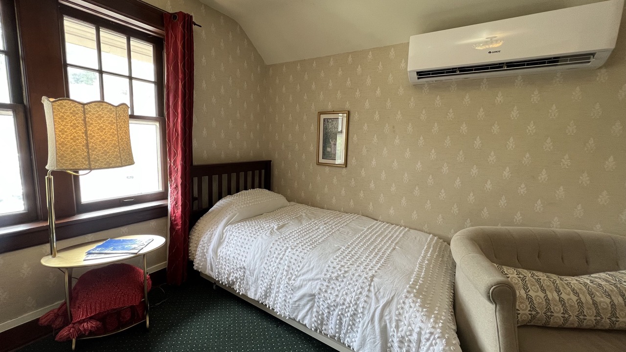 Photo of Bedroom in Council Bluffs
