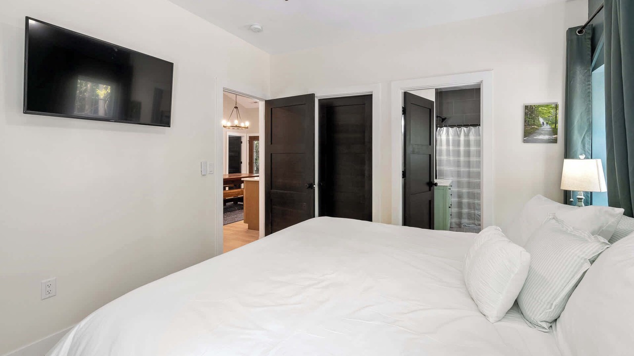 Photo of Bedroom in Egg Harbor