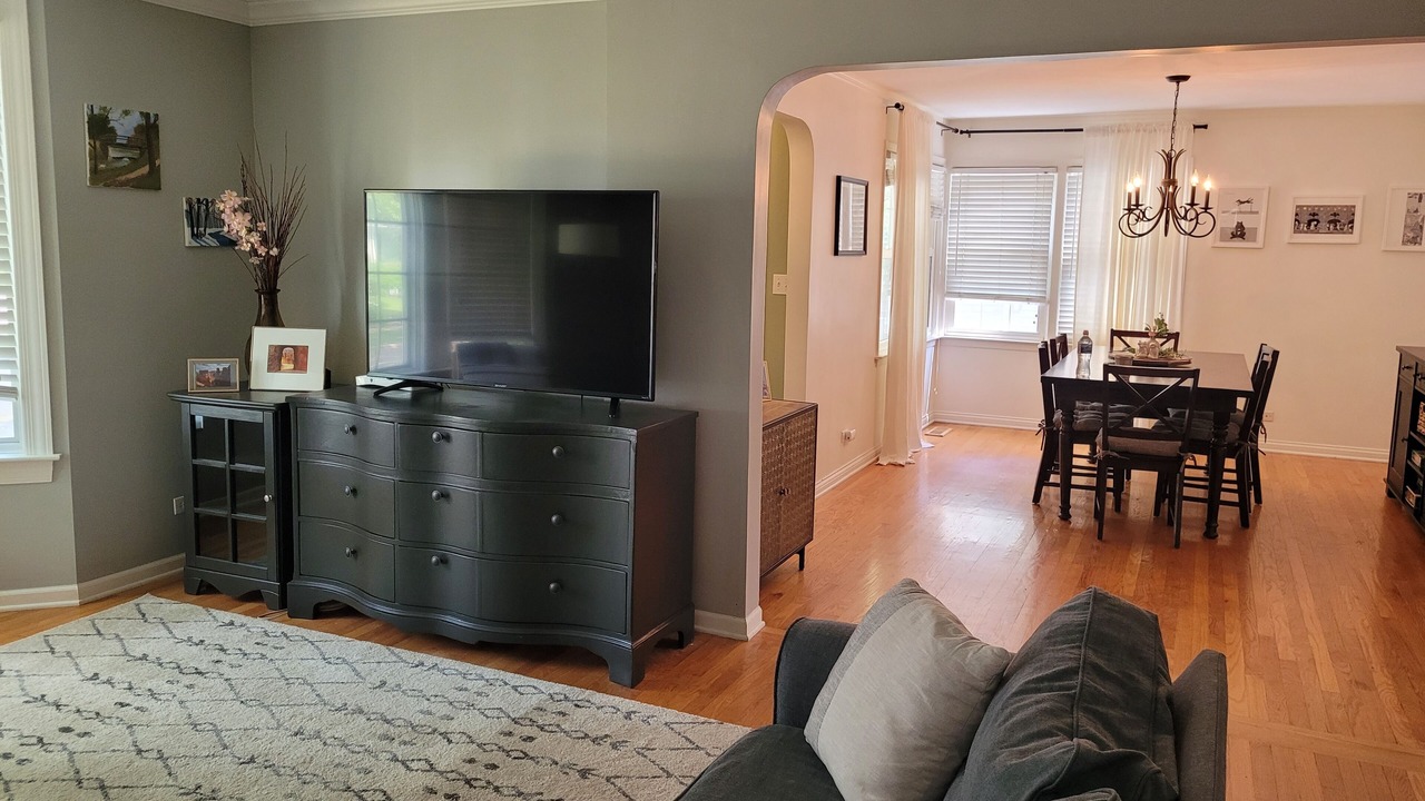 Photo of Livingroom in Downers Grove