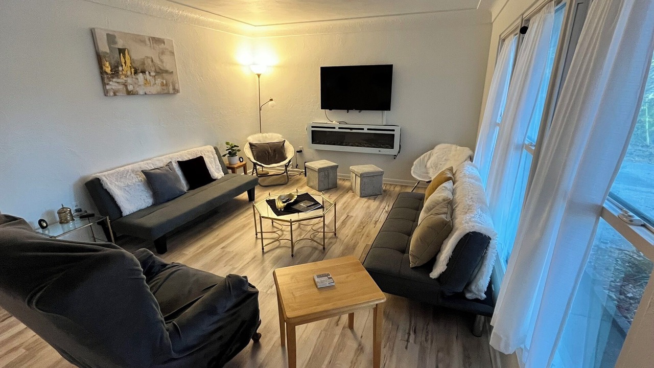 Photo of Livingroom in Pekin