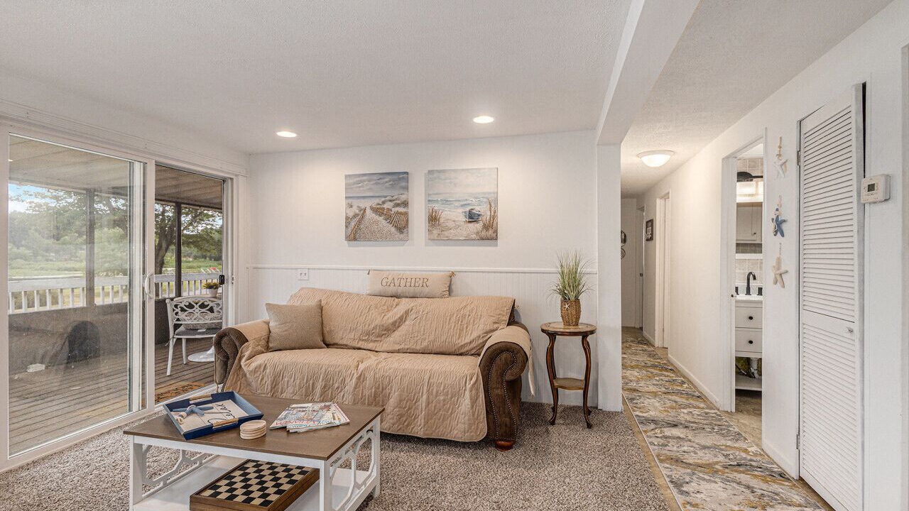 Photo of Livingroom in Smyrna