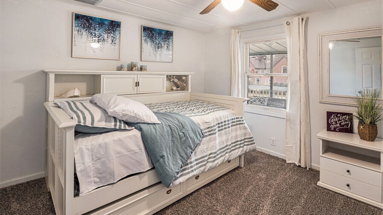 Photo of Bedroom in Smyrna