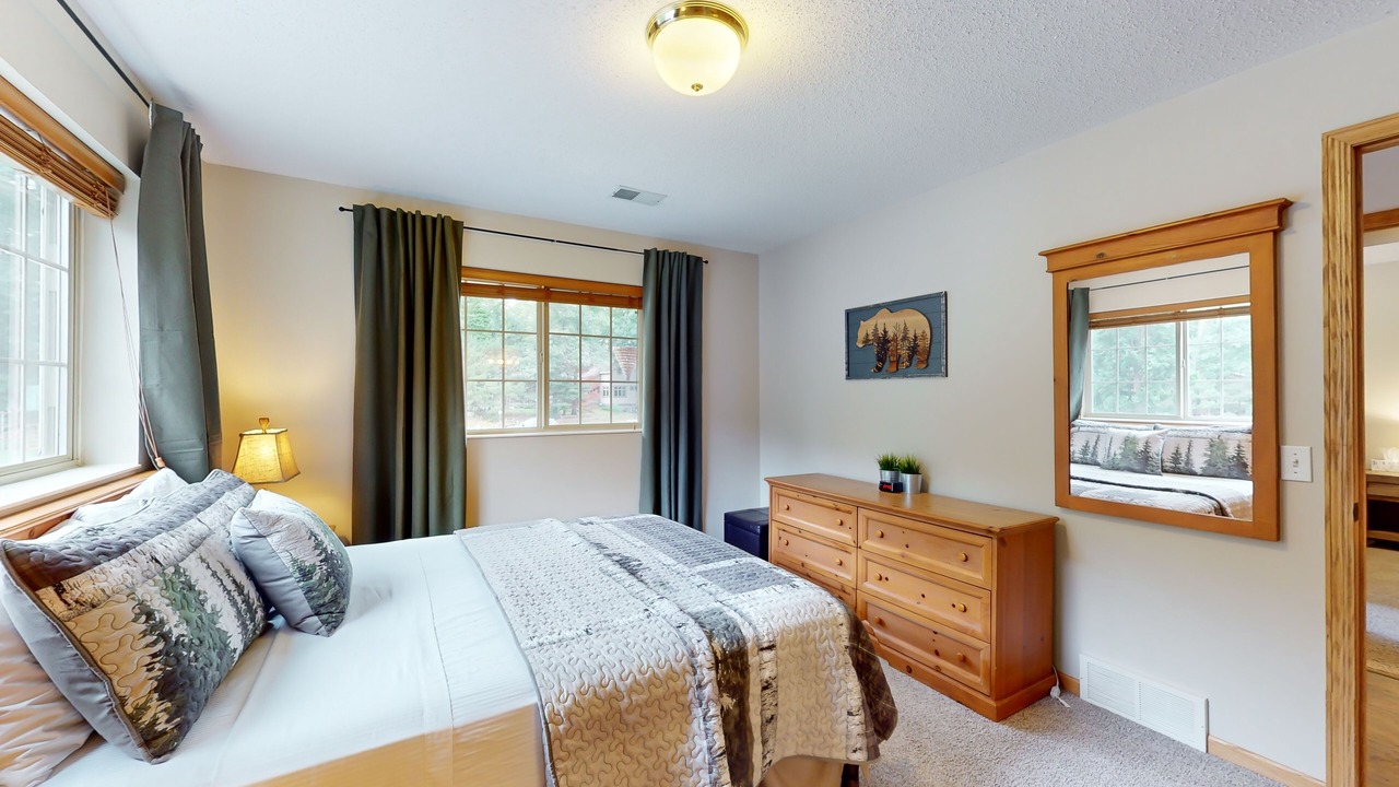 Photo of Bedroom in St Germain