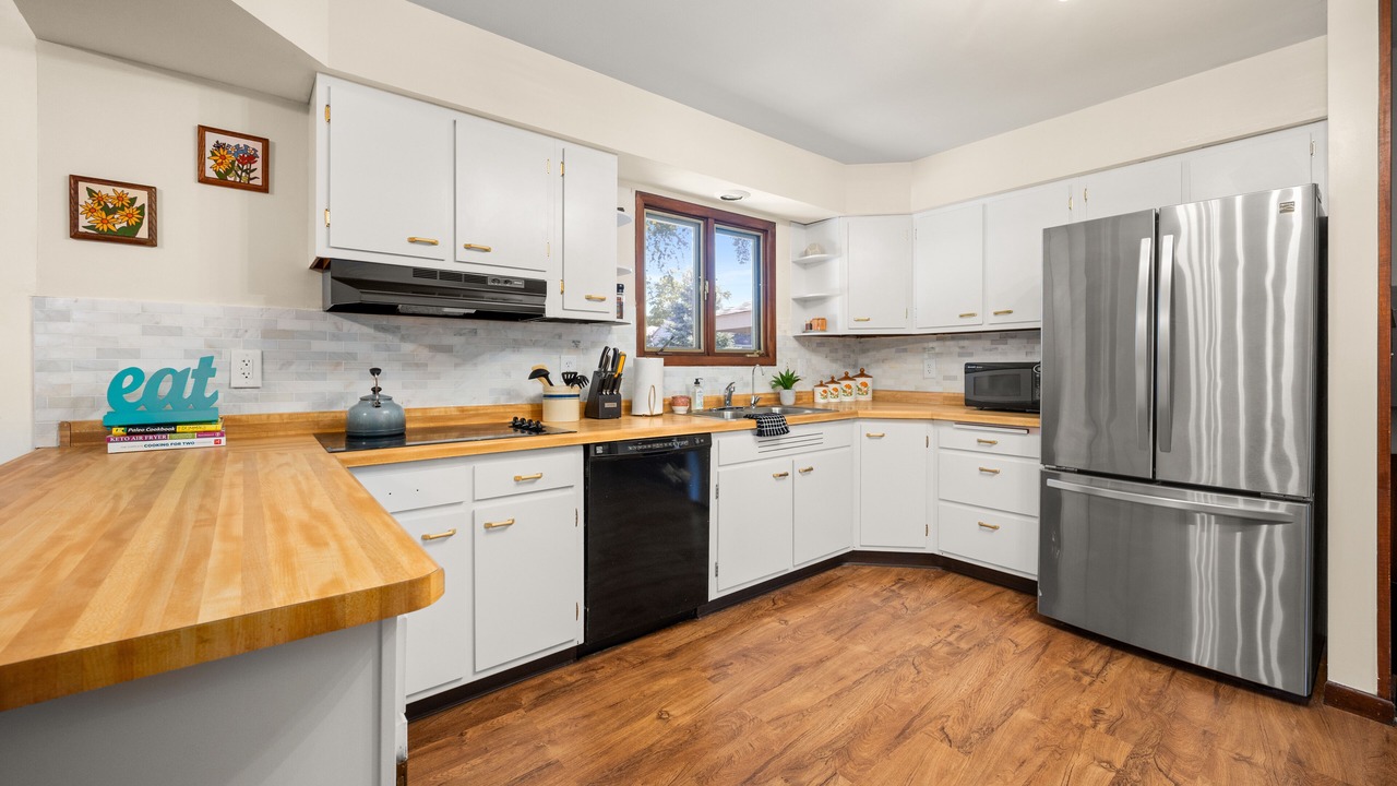 Photo of Kitchen in DeKalb