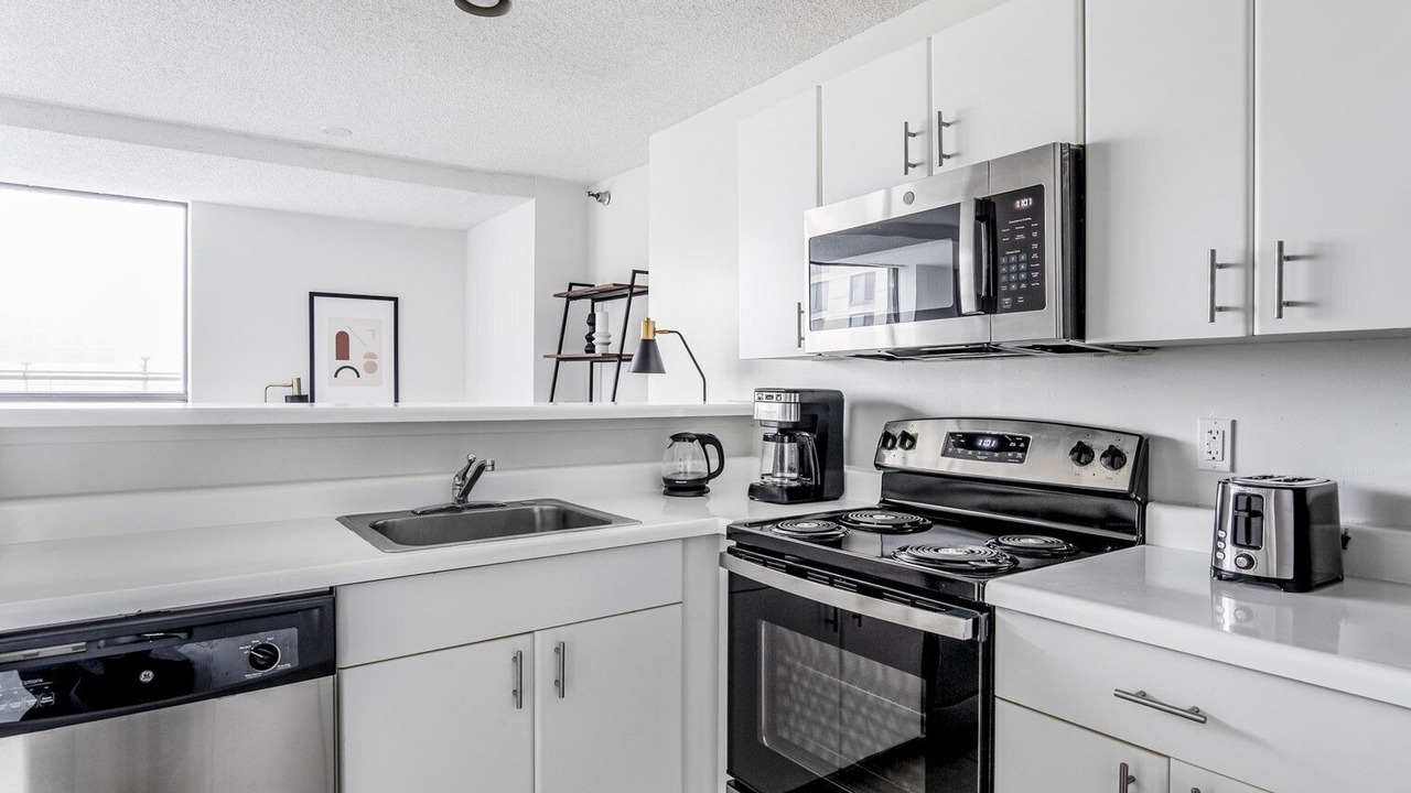 Photo of Kitchen in Streeterville