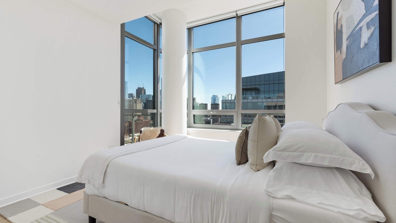 Photo of Bedroom in Downtown Chicago