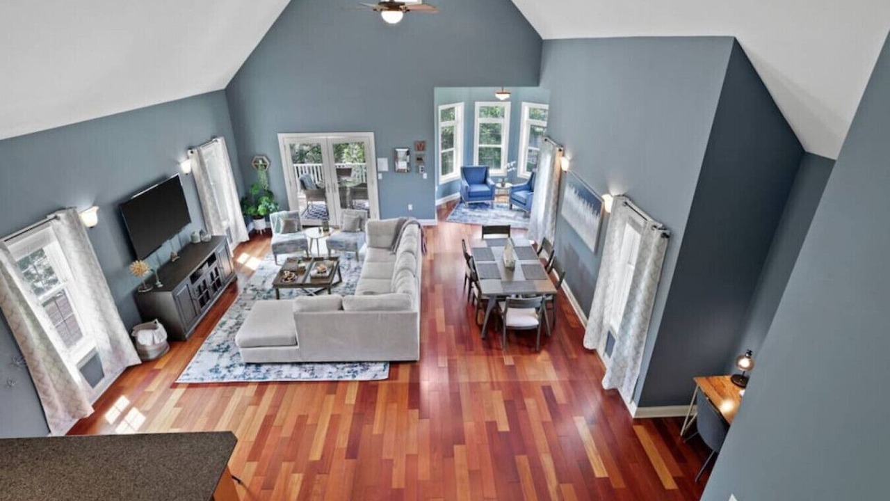 Photo of Livingroom in Brewers Hill