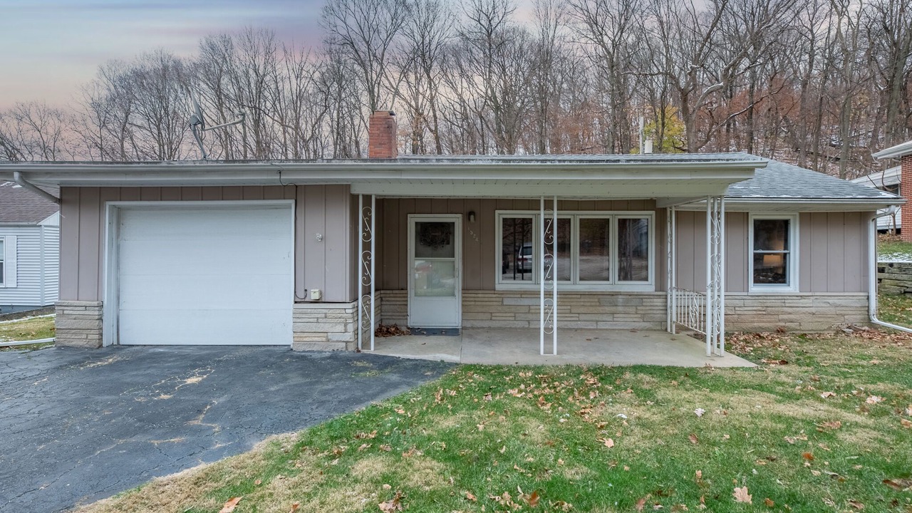 Photo of Outdoor in Peoria Heights