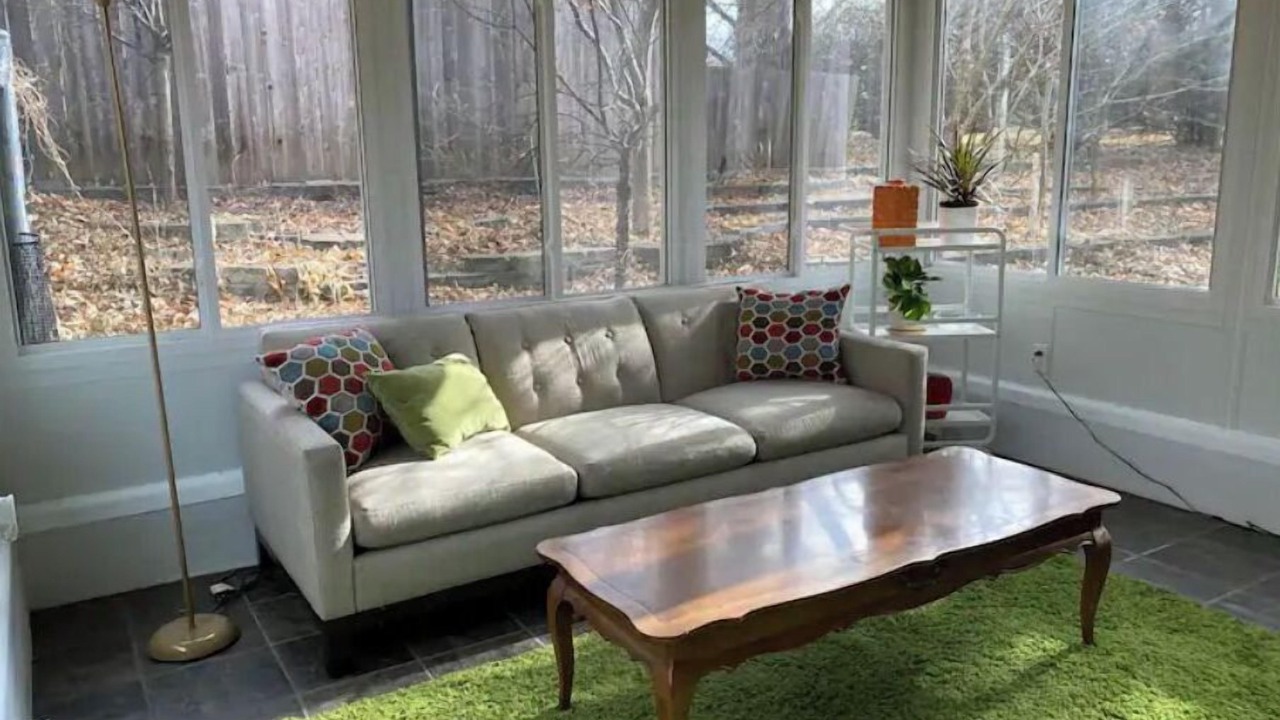 Photo of Livingroom in Windsor Heights