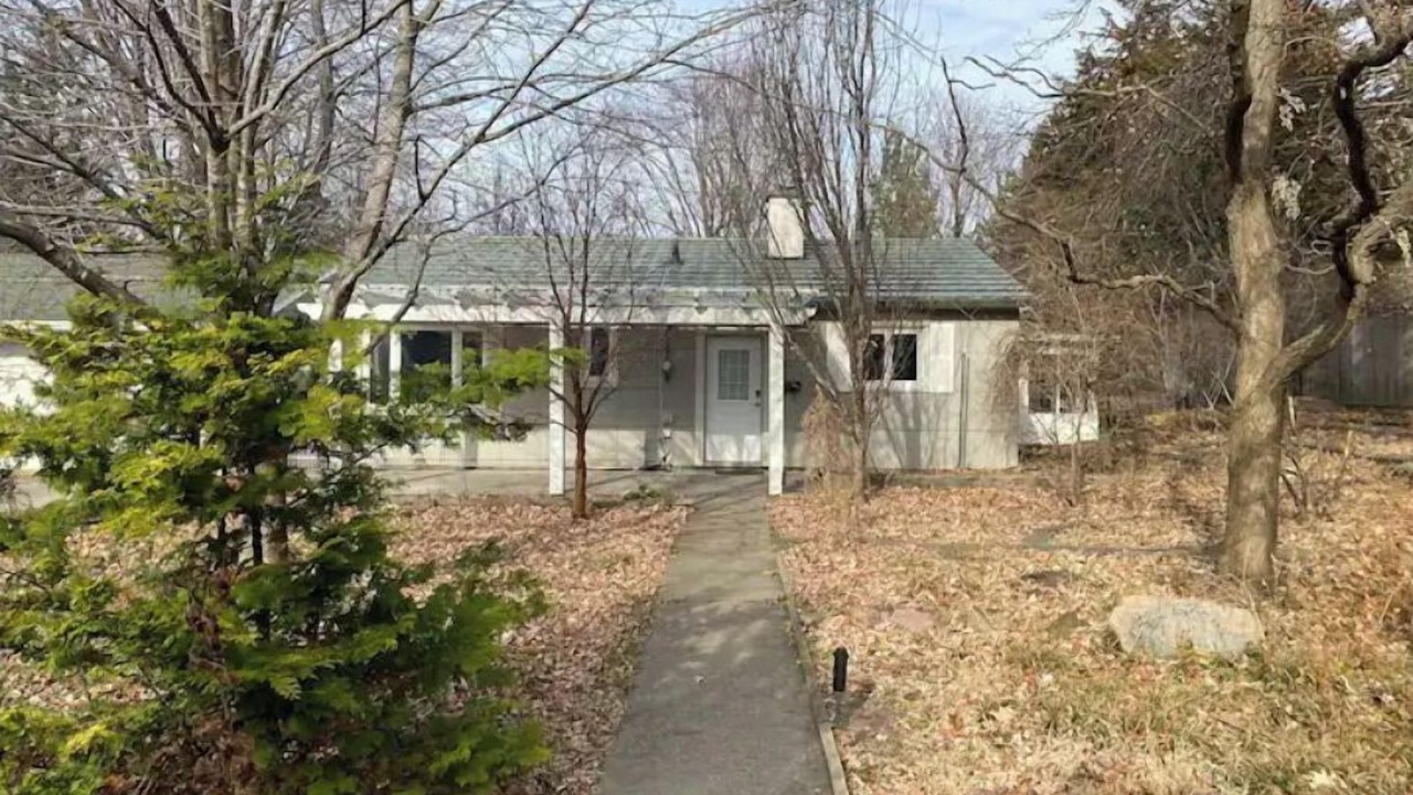 Photo of Outdoor in Windsor Heights