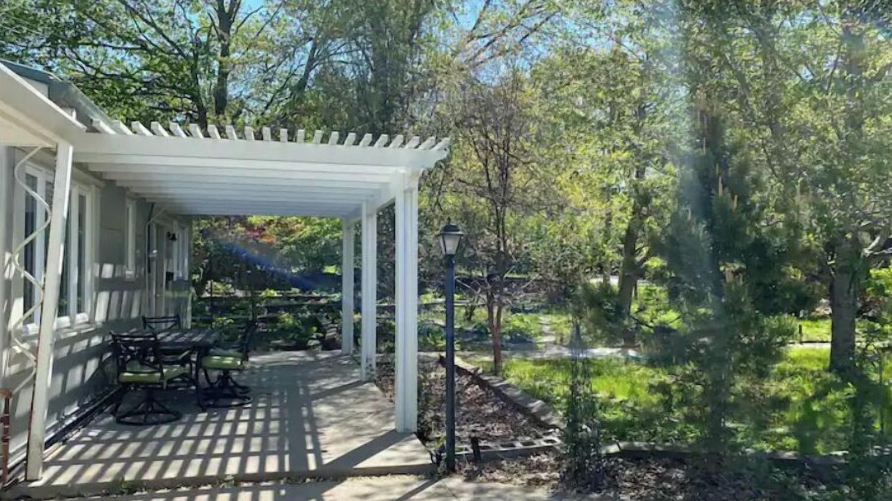 Photo of Outdoor in Windsor Heights