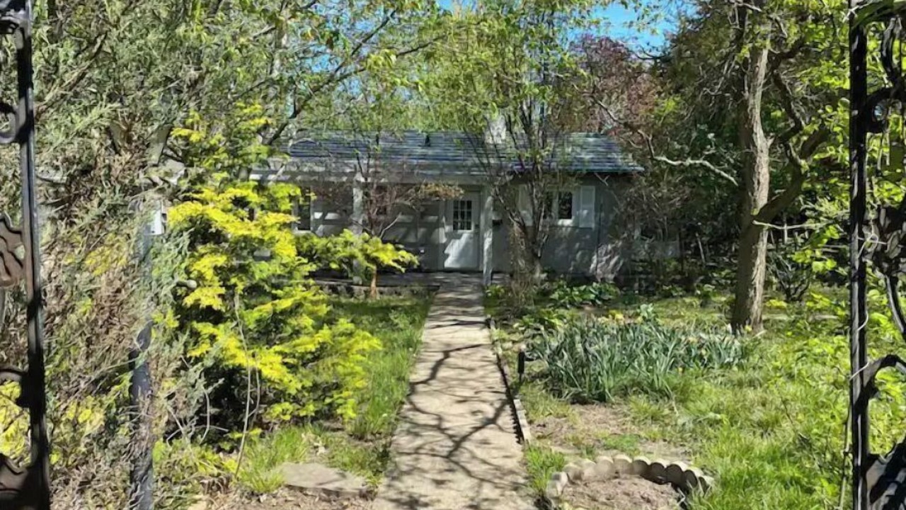 Photo of Outdoor in Windsor Heights