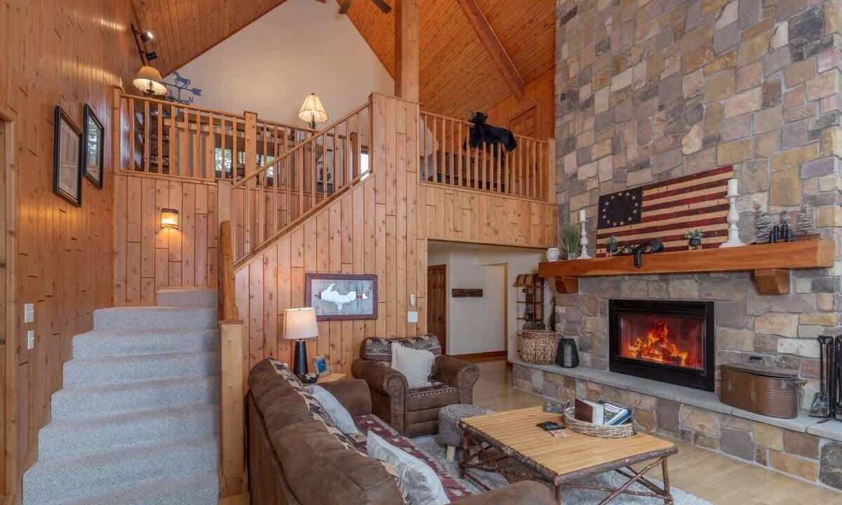 Photo of Patio Balcony in Whitefish Point