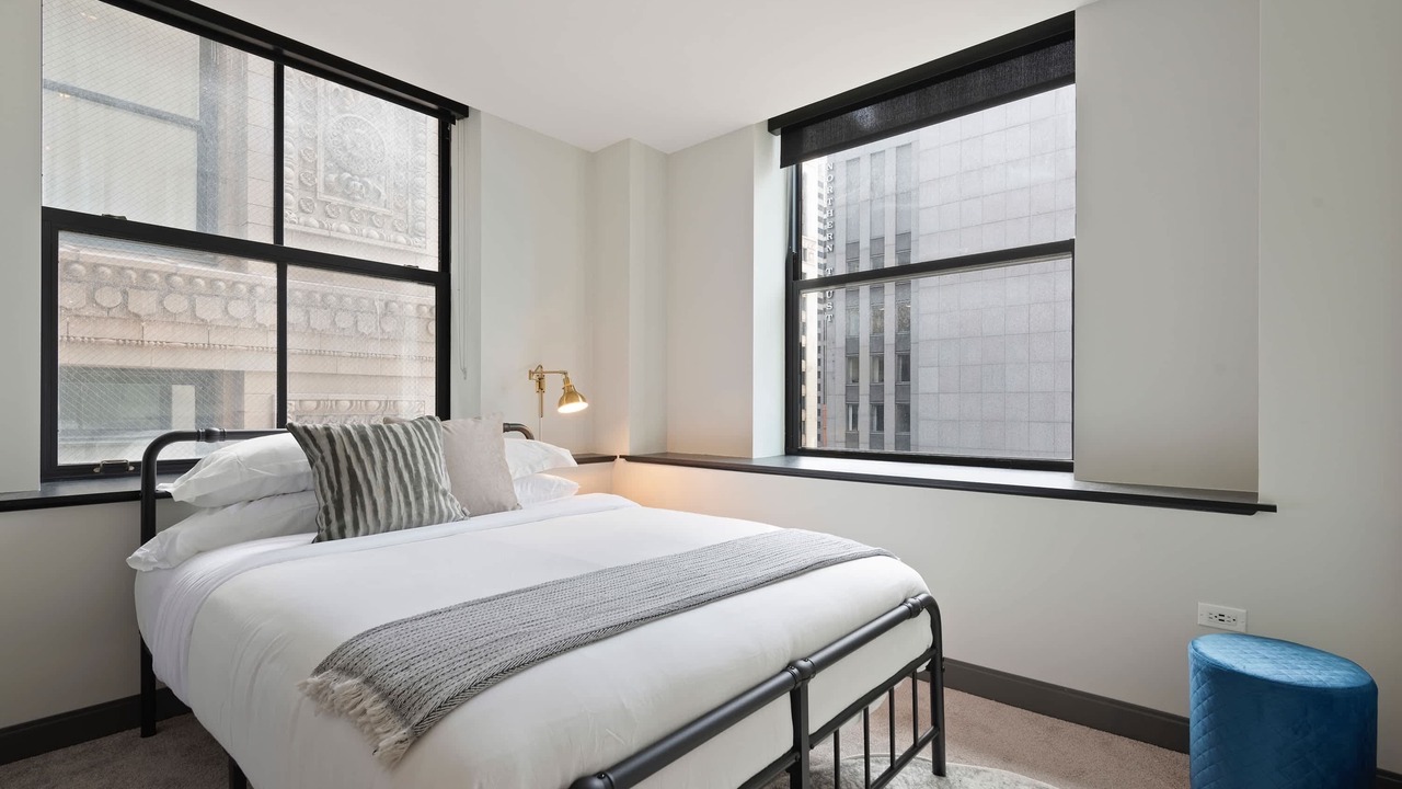 Photo of Bedroom in Downtown Chicago