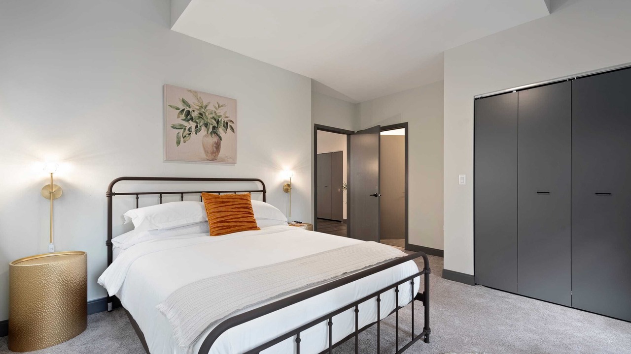 Photo of Bedroom in Downtown Chicago