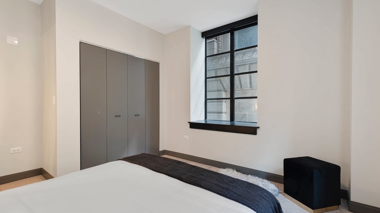 Photo of Bedroom in Downtown Chicago