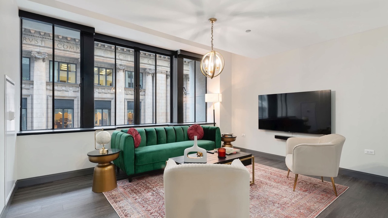 Photo of Livingroom in Downtown Chicago