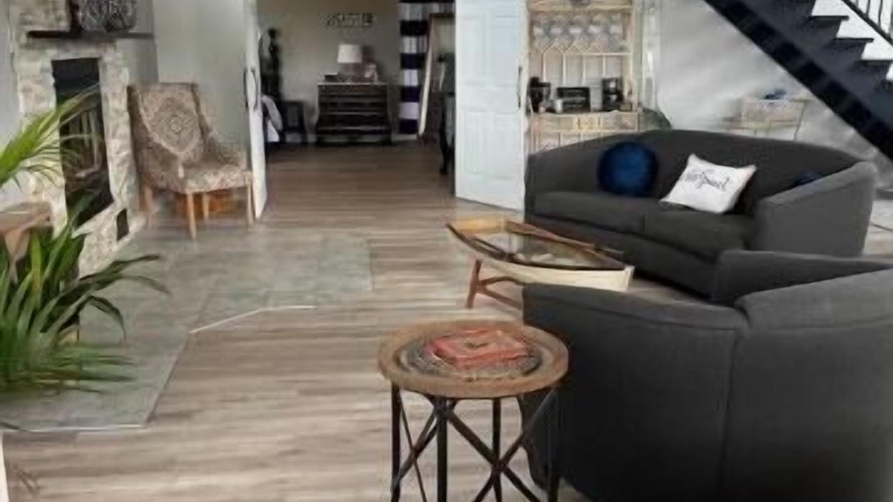 Photo of Livingroom in Sunnyland