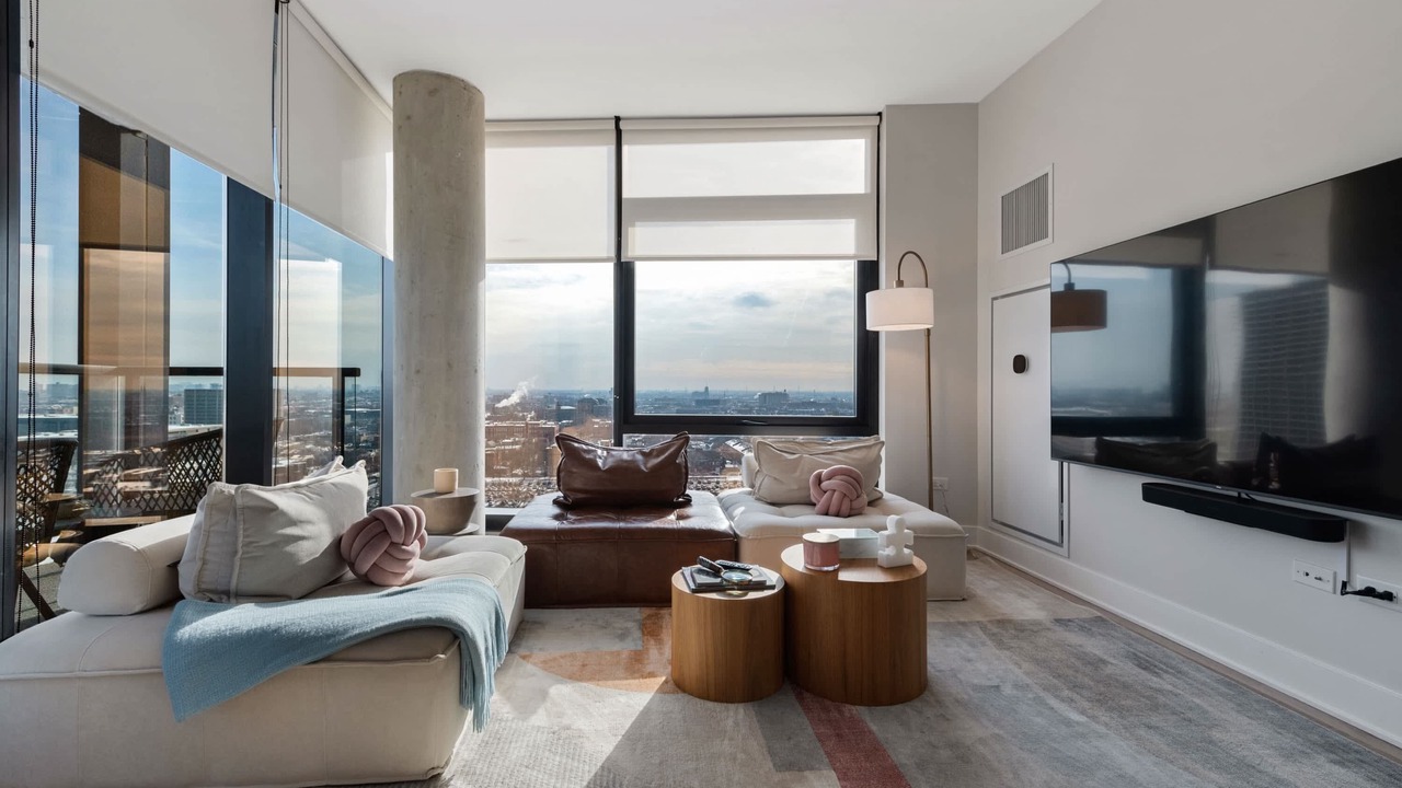 Photo of Livingroom in West Loop