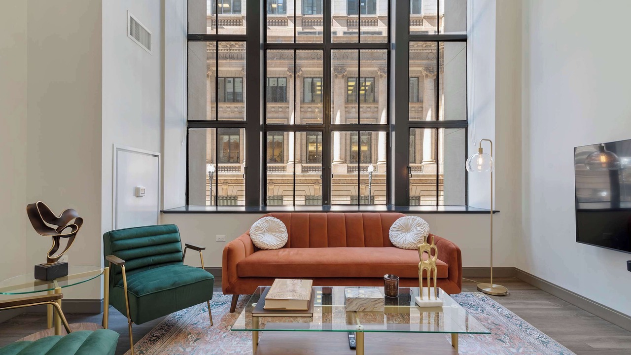 Photo of Livingroom in Downtown Chicago
