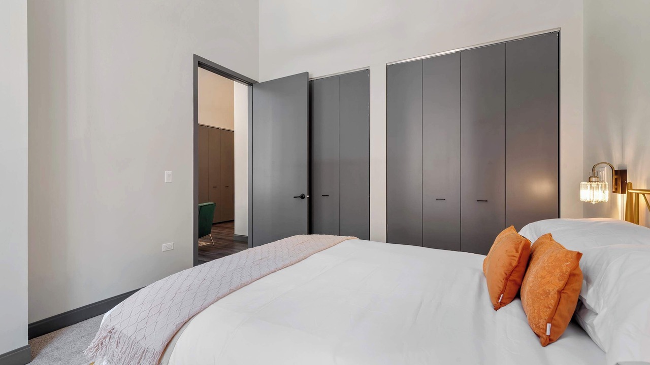 Photo of Bedroom in Downtown Chicago