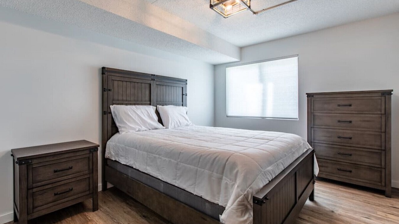 Photo of Bedroom in East Side Pioneers
