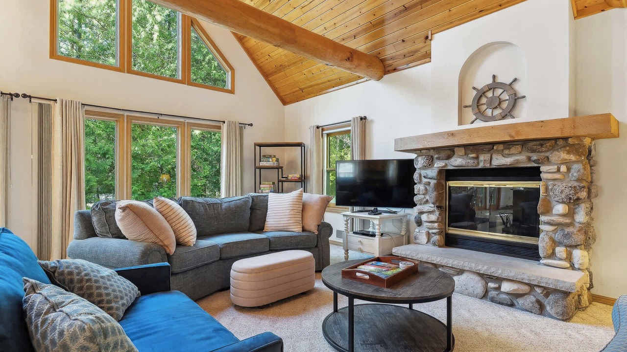 Photo of Bedroom in Fish Creek