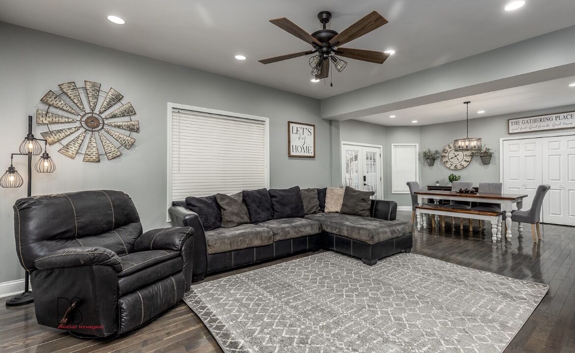 Photo of Livingroom in Ottawa