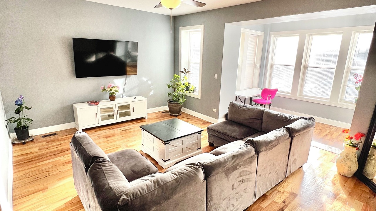 Photo of Livingroom in South Austin