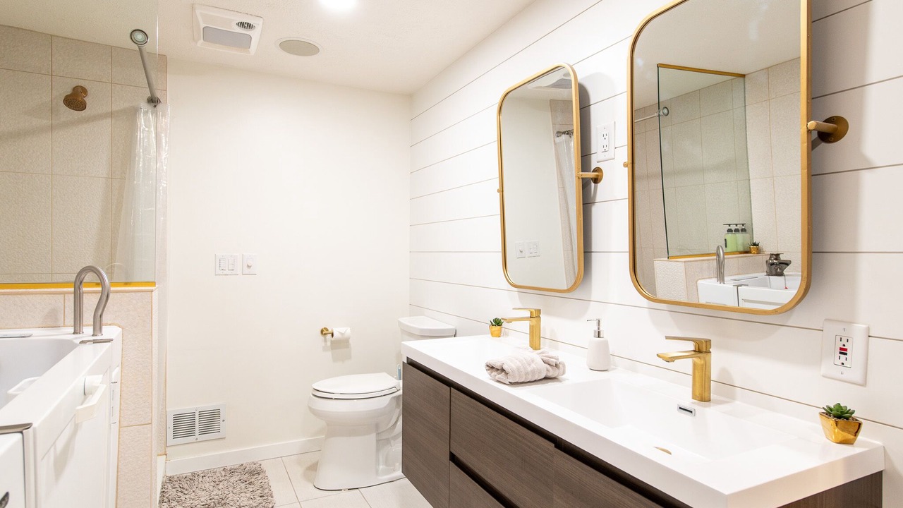 Photo of Bathroom in Southeast Omaha