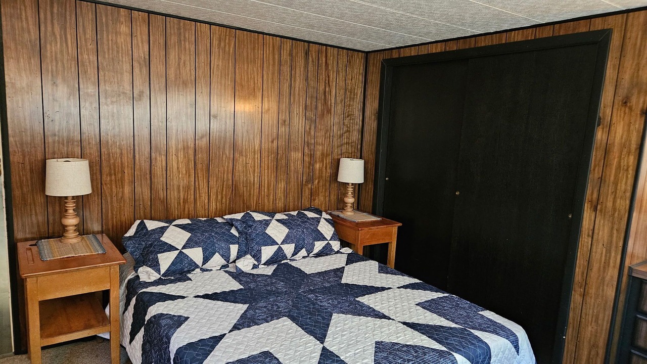 Photo of Bedroom in Suring