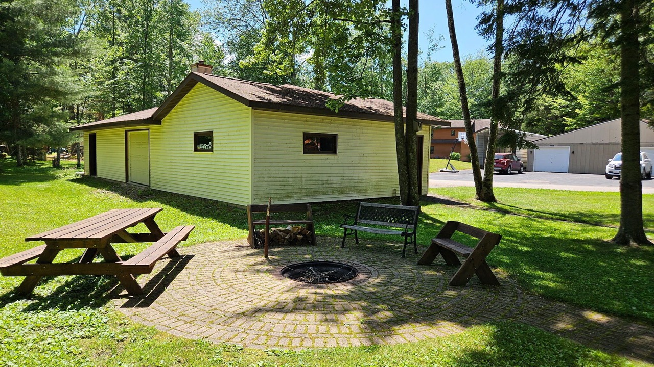 Photo of Outdoor in Suring