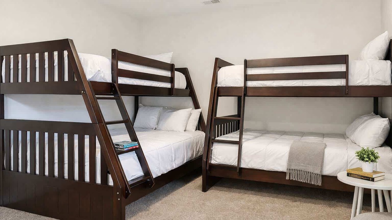 Photo of Bedroom in Forest Park