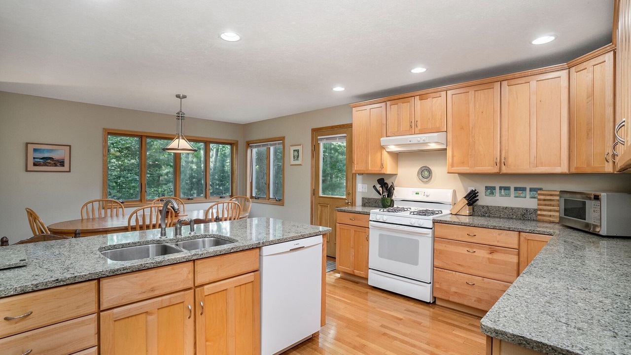 Photo of Kitchen in Glen Arbor