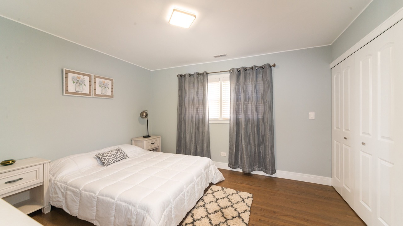 Photo of Bedroom in Schiller Park