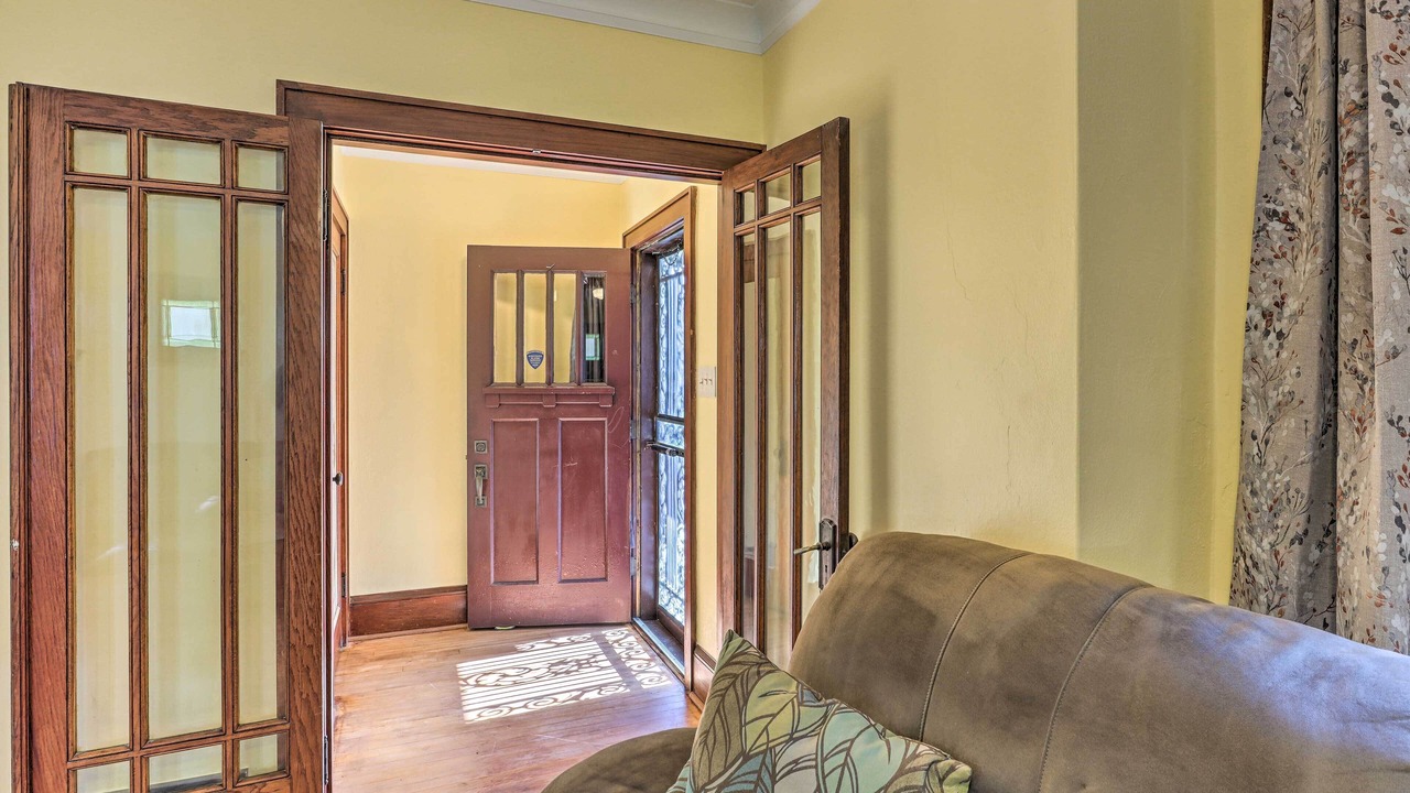 Photo of Livingroom in Milwaukee