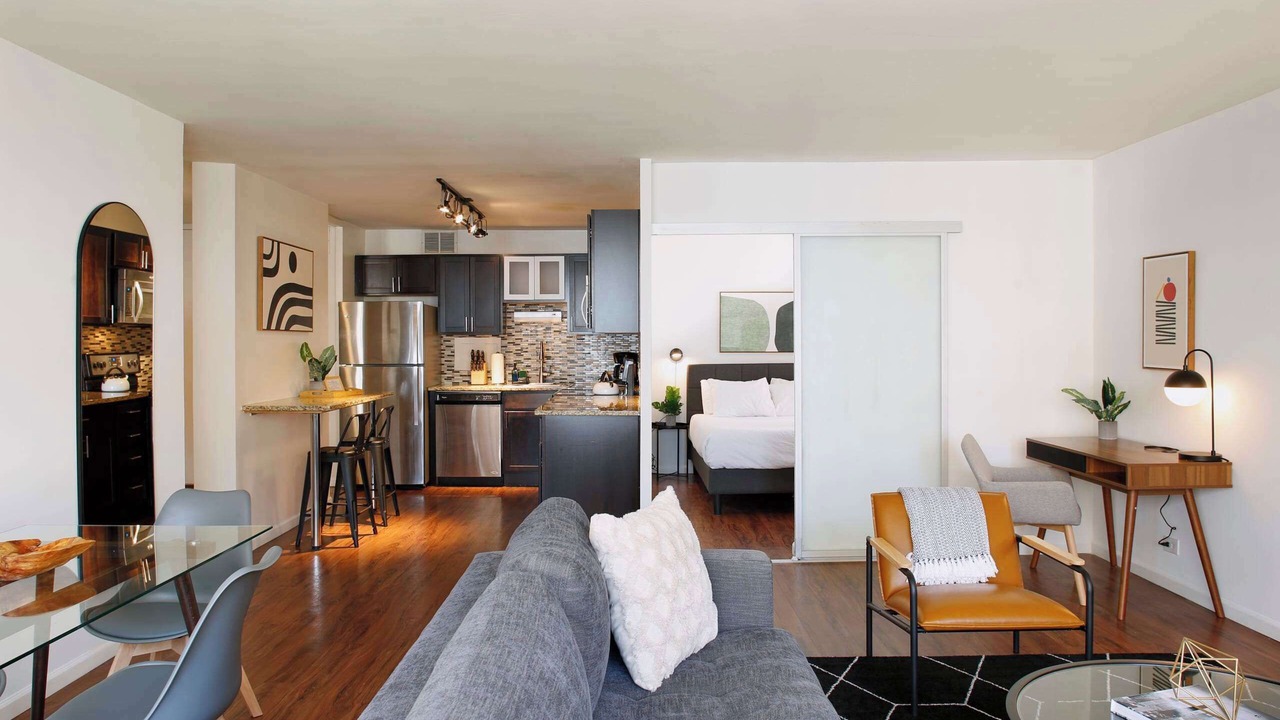 Photo of Bedroom in Streeterville