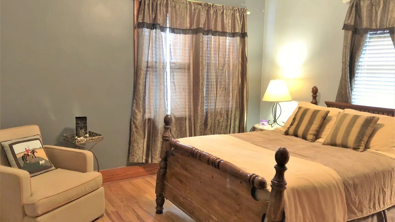 Photo of Bedroom in Omaha