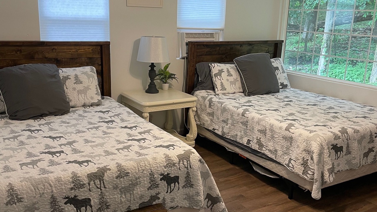 Photo of Bedroom in Spirit Lake