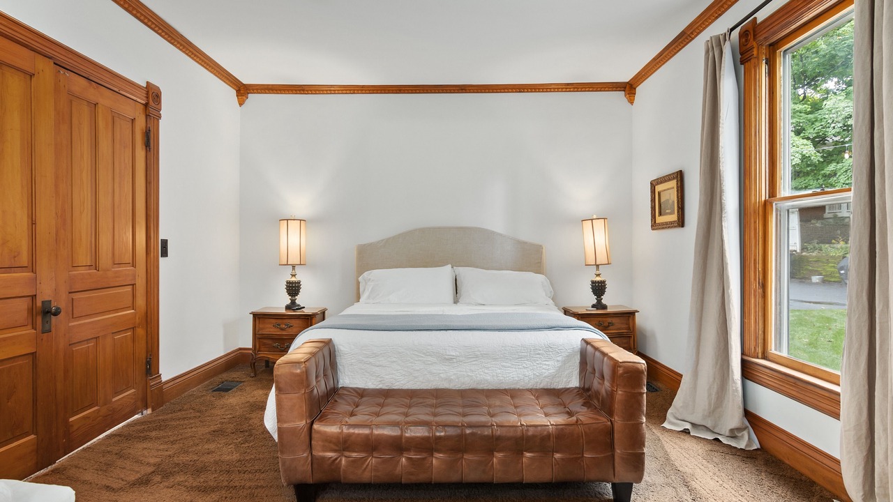 Photo of Bedroom in Lake Geneva