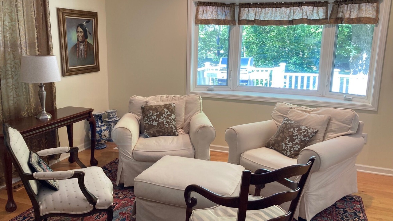 Photo of Livingroom in Union Pier