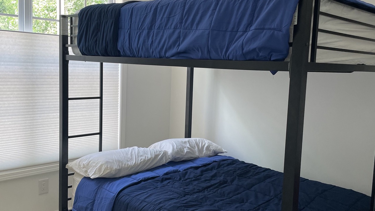 Photo of Bedroom in Lakeside