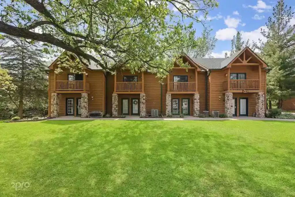 Photo of Outdoor in Oglesby