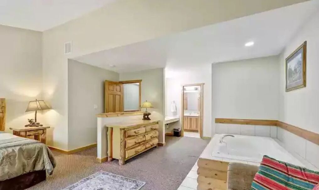 Photo of Bedroom in Oglesby