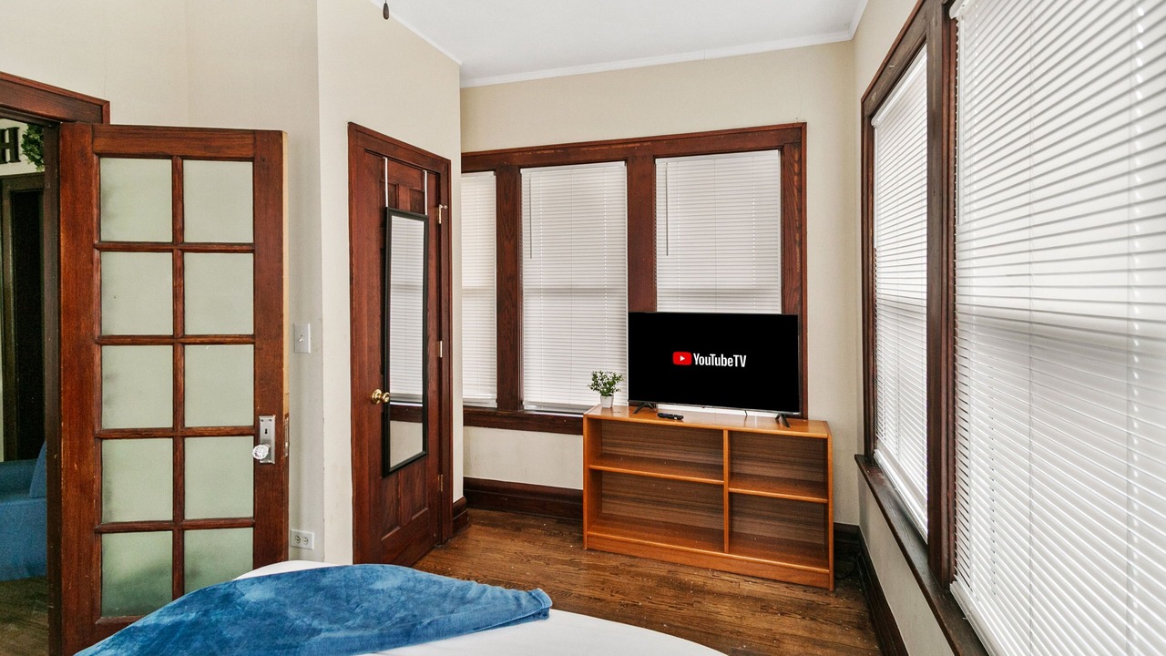 Photo of Bedroom in Waukegan