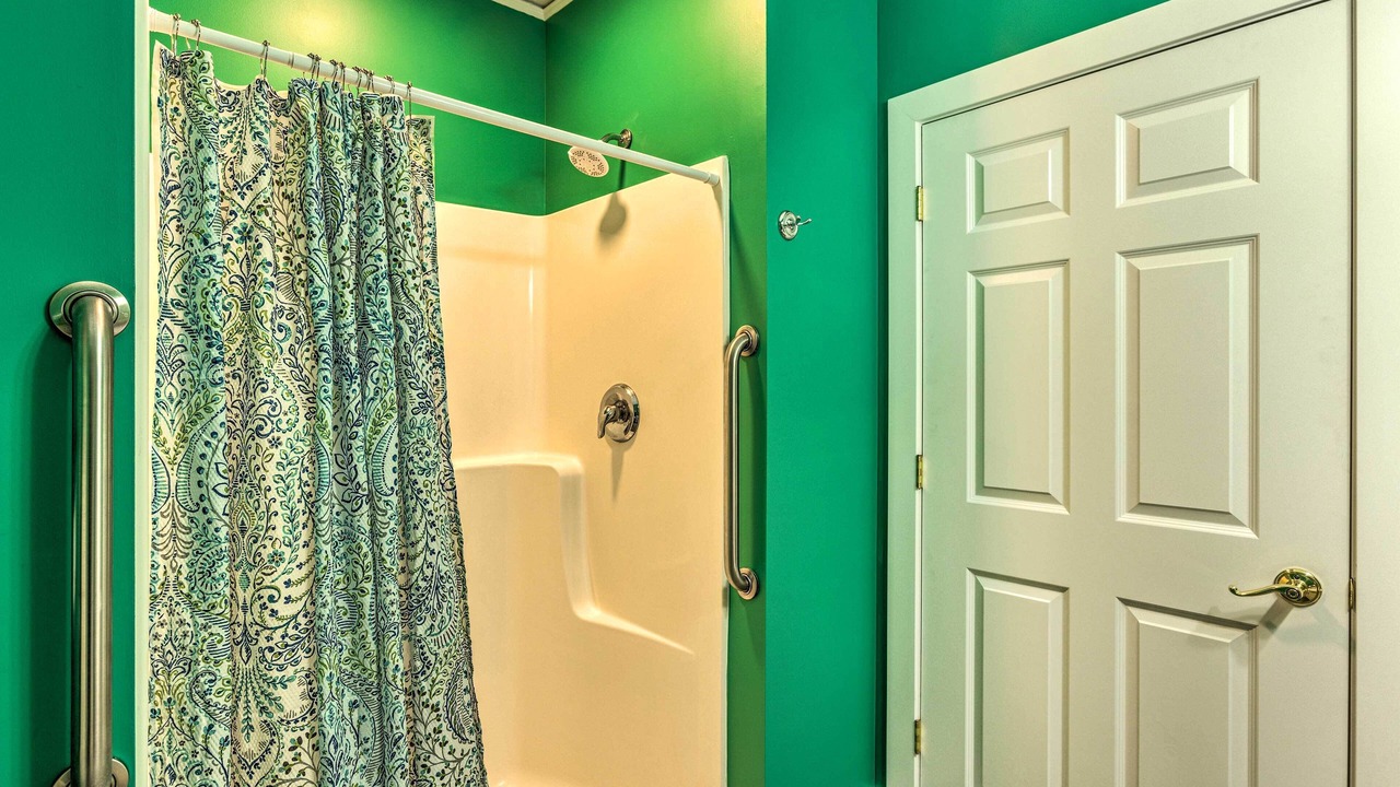 Photo of Bathroom in Frankfort