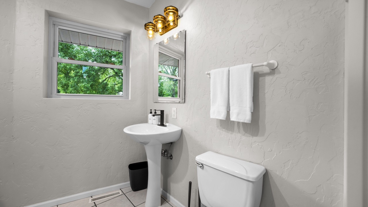 Photo of Bathroom in Hale