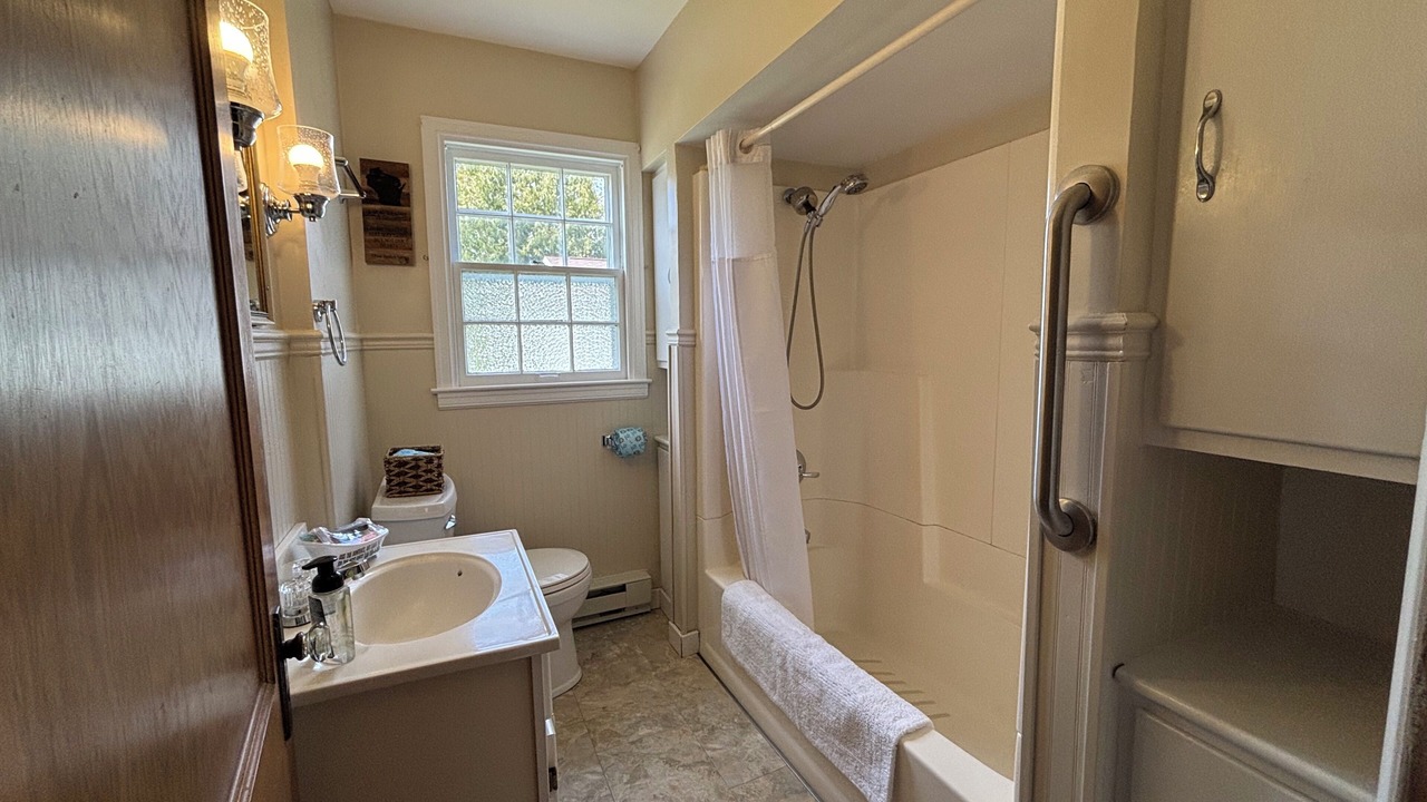 Photo of Bathroom in Ephraim