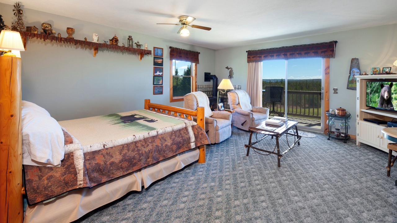 Photo of Bedroom in Cedar